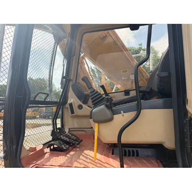 2017 كاتربيلر 320BL-49086590