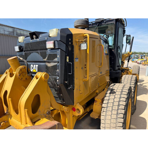 2011 Caterpillar 140M2-49086876