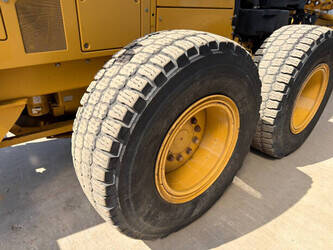 2011-caterpillar-140m2-1487661-49086904