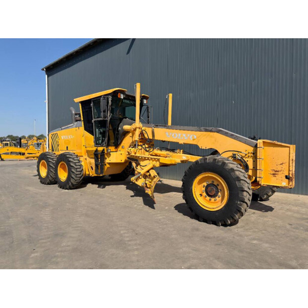 2011 Volvo G946-49087163
