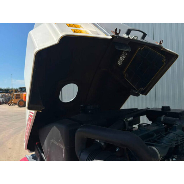2018 DYNAPAC CC1300-49087917