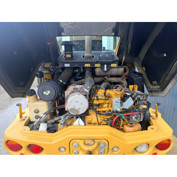 2016 Caterpillar 907M-49088222