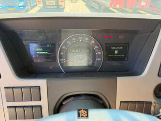 2014-volvo-fm-330-1487734-49089819