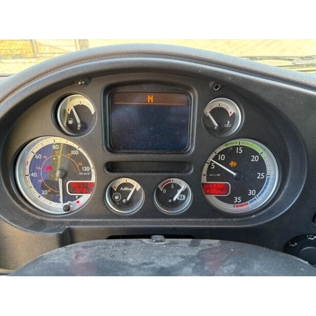 2009 DAF LF-49089842