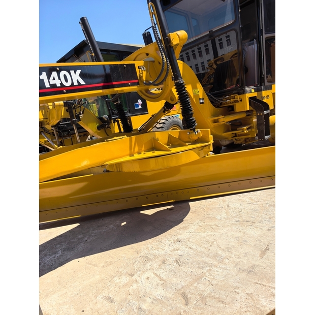 2024 كاتربيلر 140K-49092040
