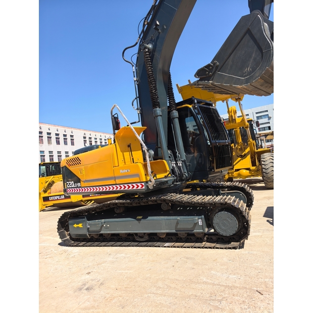 2023 Hyundai R220-9-49092204