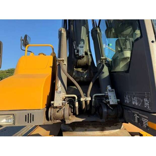 Volvo EW180D-49092216