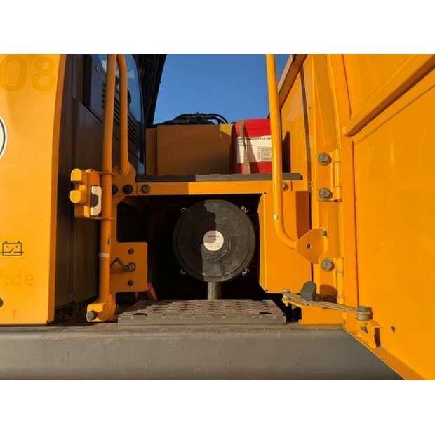Volvo EW180D-49092221