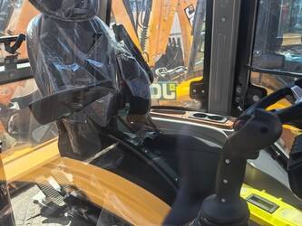 2025-jcb-3cx-1487825-49092235