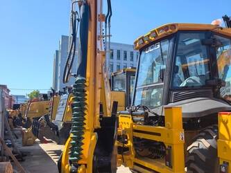 2024-jcb-4cx-1487828-49092391