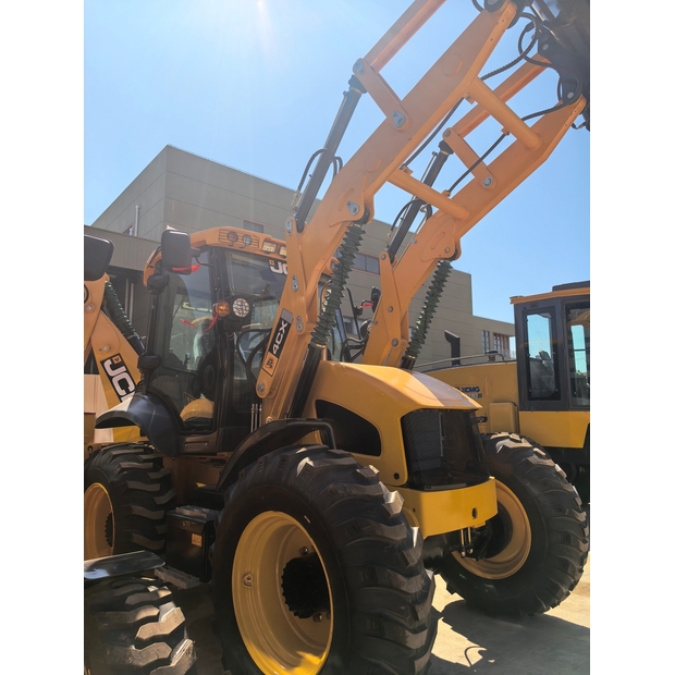 2024 JCB 4CX-49092393