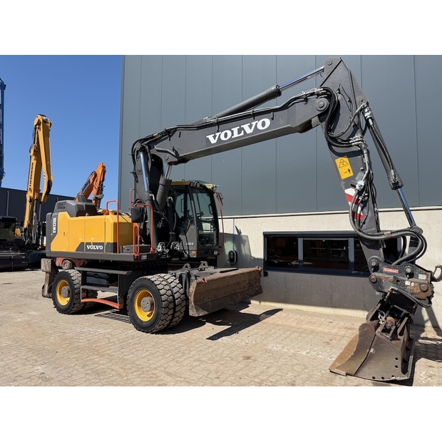 2018 Volvo EW220E-49093053