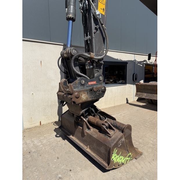 2018 Volvo EW220E-49093056