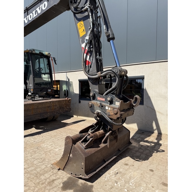 2018 Volvo EW220E-49093059