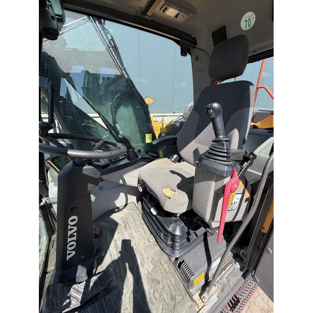 2018 Volvo EW220E-49093062