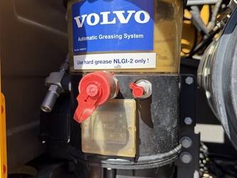 2018-volvo-ew220e-1487855-49093068