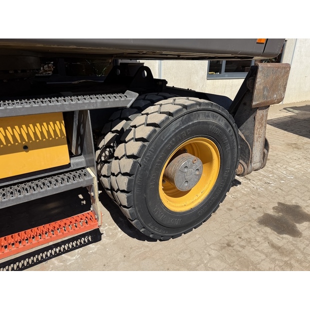 2018 Volvo EW220E-49093076