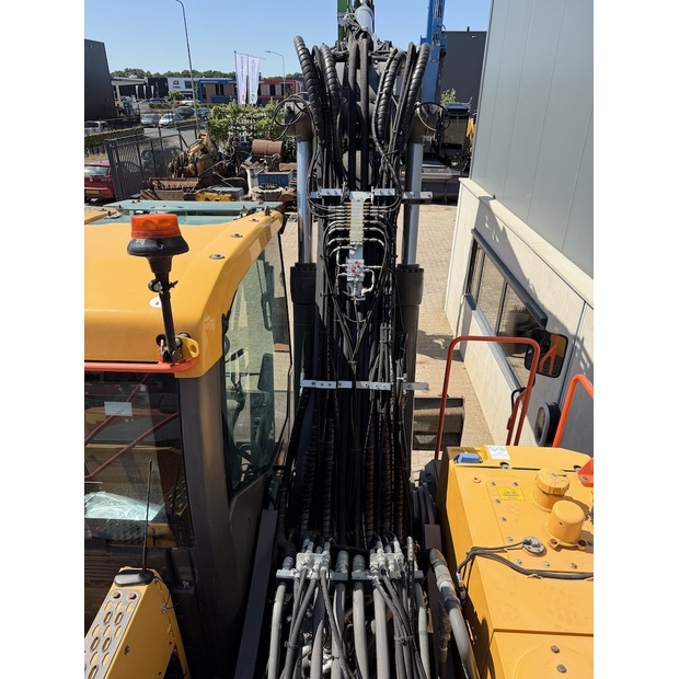 2018 Volvo EW220E-49093084