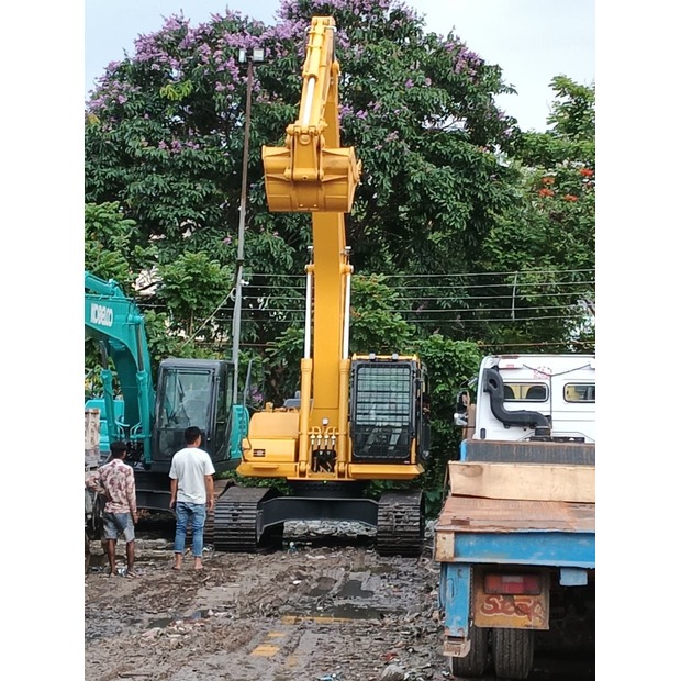 2026 Komatsu PC210LC-10M0-49094917