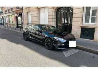 tesla-model-s-49094931