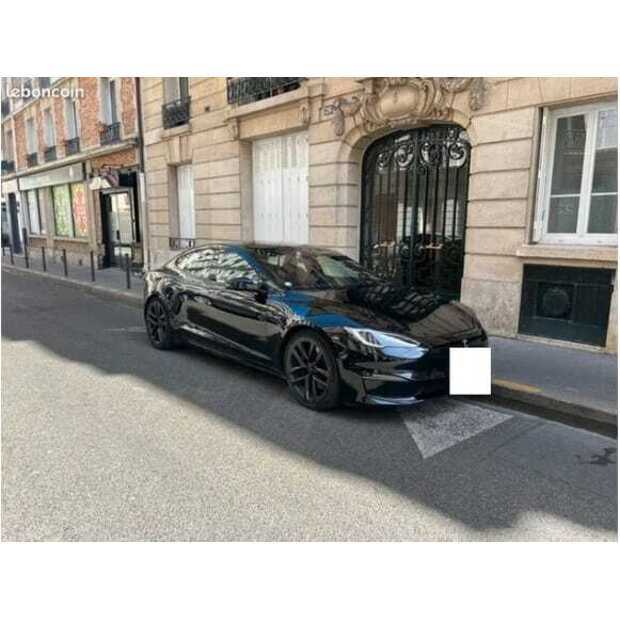 TESLA MODEL S-49094932