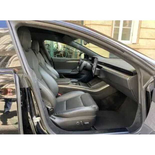 TESLA MODEL S-49094937