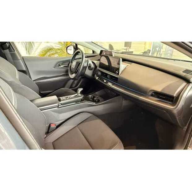 Toyota Prius-49094960