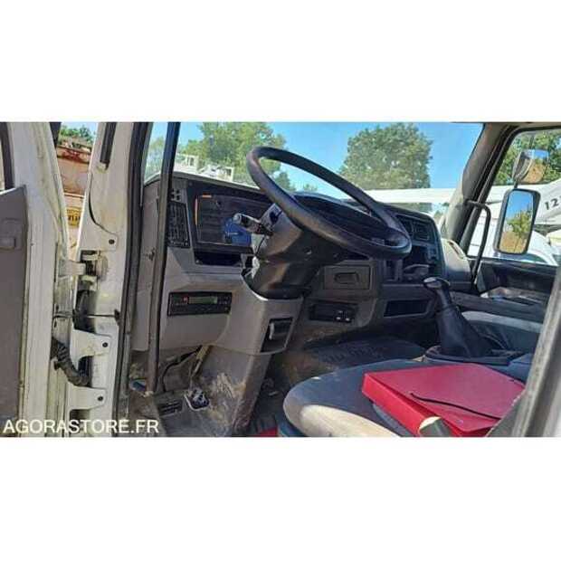 2005 رينو Midlum-49095123