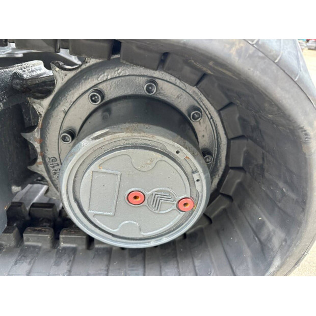 2016 نيوسون 50Z3-49098668