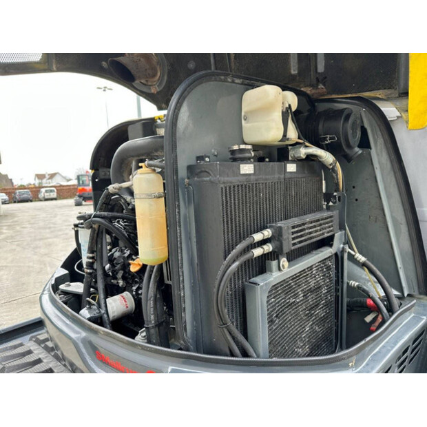 2016 نيوسون 50Z3-49098679