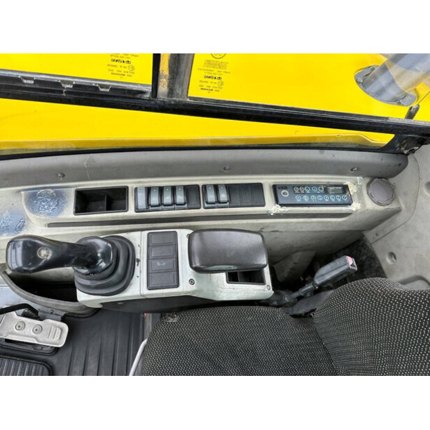 2016 نيوسون 50Z3-49098682