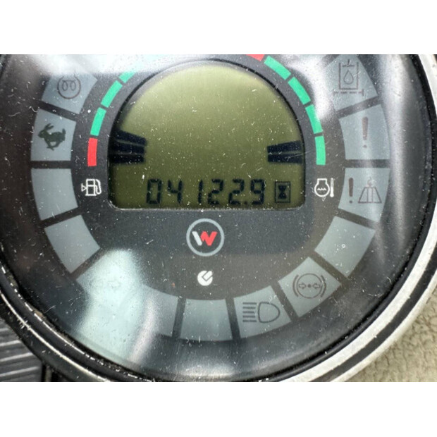 2016 نيوسون 50Z3-49098687