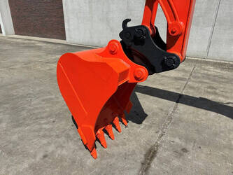 2012-kubota-others-49098738