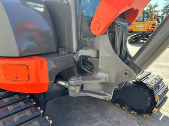 2012-kubota-others-49098745