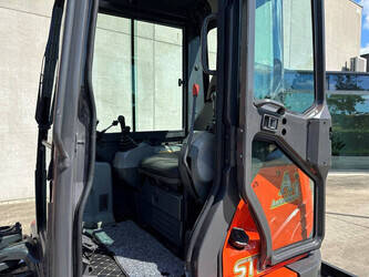2012-kubota-others-49098766
