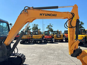2017-hyundai-r60vs-1487943-49098909