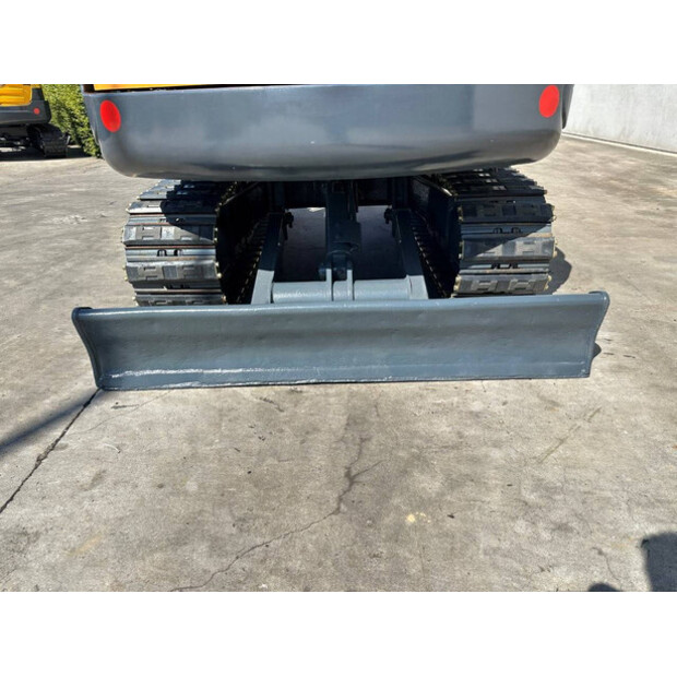 2017 Hyundai R60VS-49098917