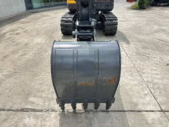 2012-volvo-ec60c-1487946-49099032