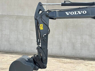 2012-volvo-ec60c-1487946-49099034