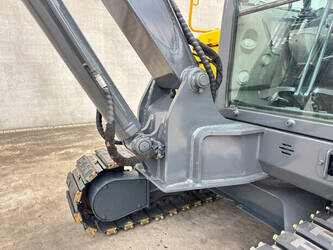 2012-volvo-ec60c-1487946-49099039