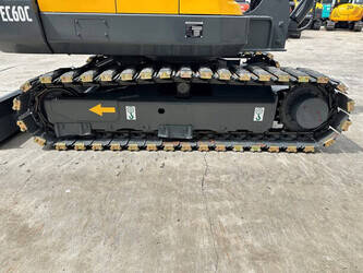 2012-volvo-ec60c-1487946-49099043