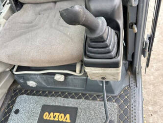 2012-volvo-ec60c-1487946-49099061
