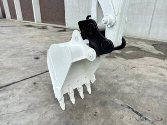 2010-bobcat-331-1487950-49099200