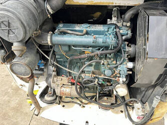 2010-bobcat-331-1487950-49099223