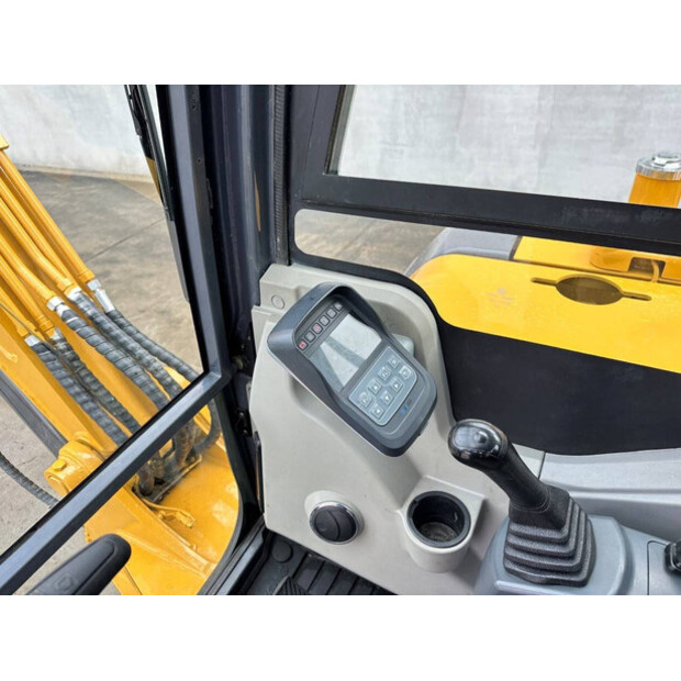 2022 XCMG XE55DA-49099310