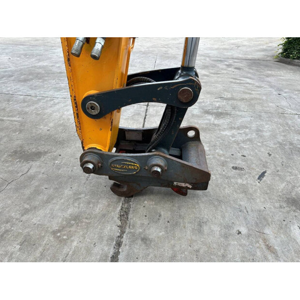 2018 Hyundai HX130LCR-49099412