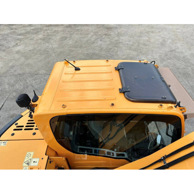 2018 Hyundai HX130LCR-49099425