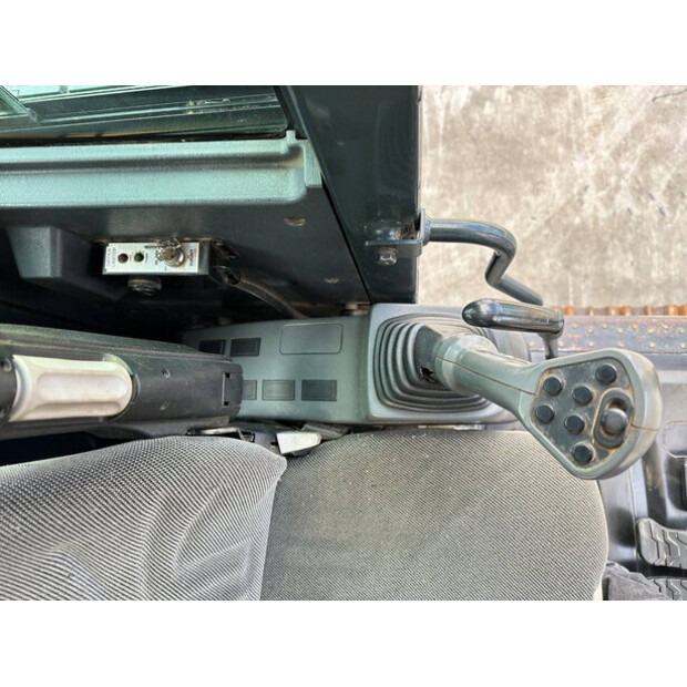 2018 Hyundai HX130LCR-49099443