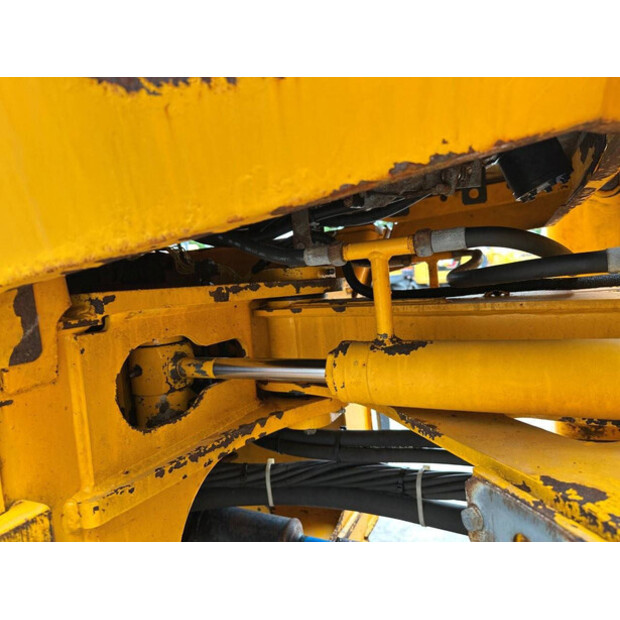 1996 JCB 411-49099717