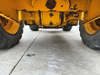 1996-jcb-411-1487962-49099721